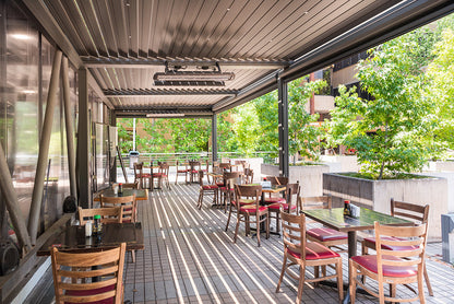 Bromic Heating Tungsten Smart-Heat 44" 2000 Watt 220-240V Black Electric Patio Heater