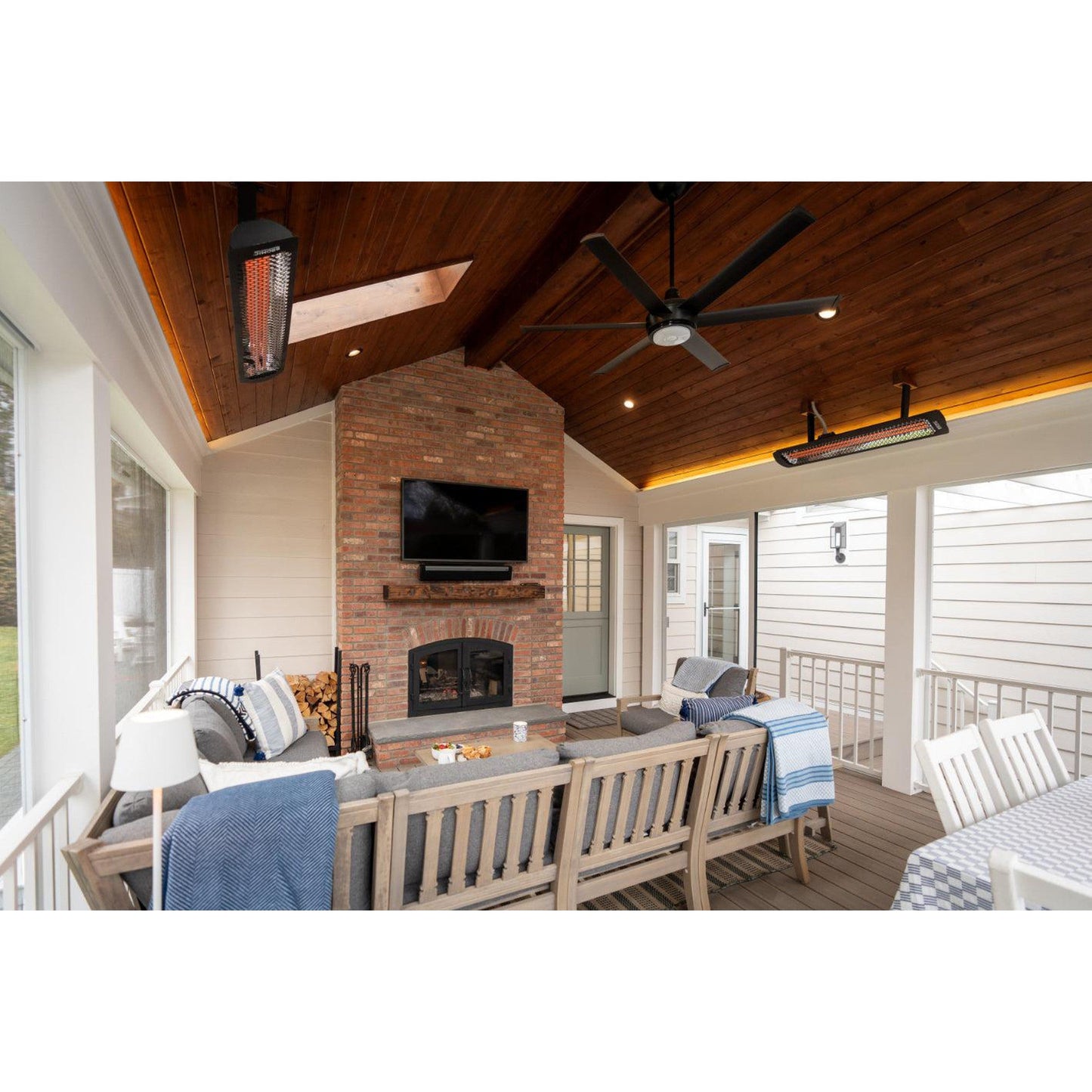 Bromic Heating Tungsten Smart-Heat 44" 2000 Watt 220-240V Black Electric Patio Heater