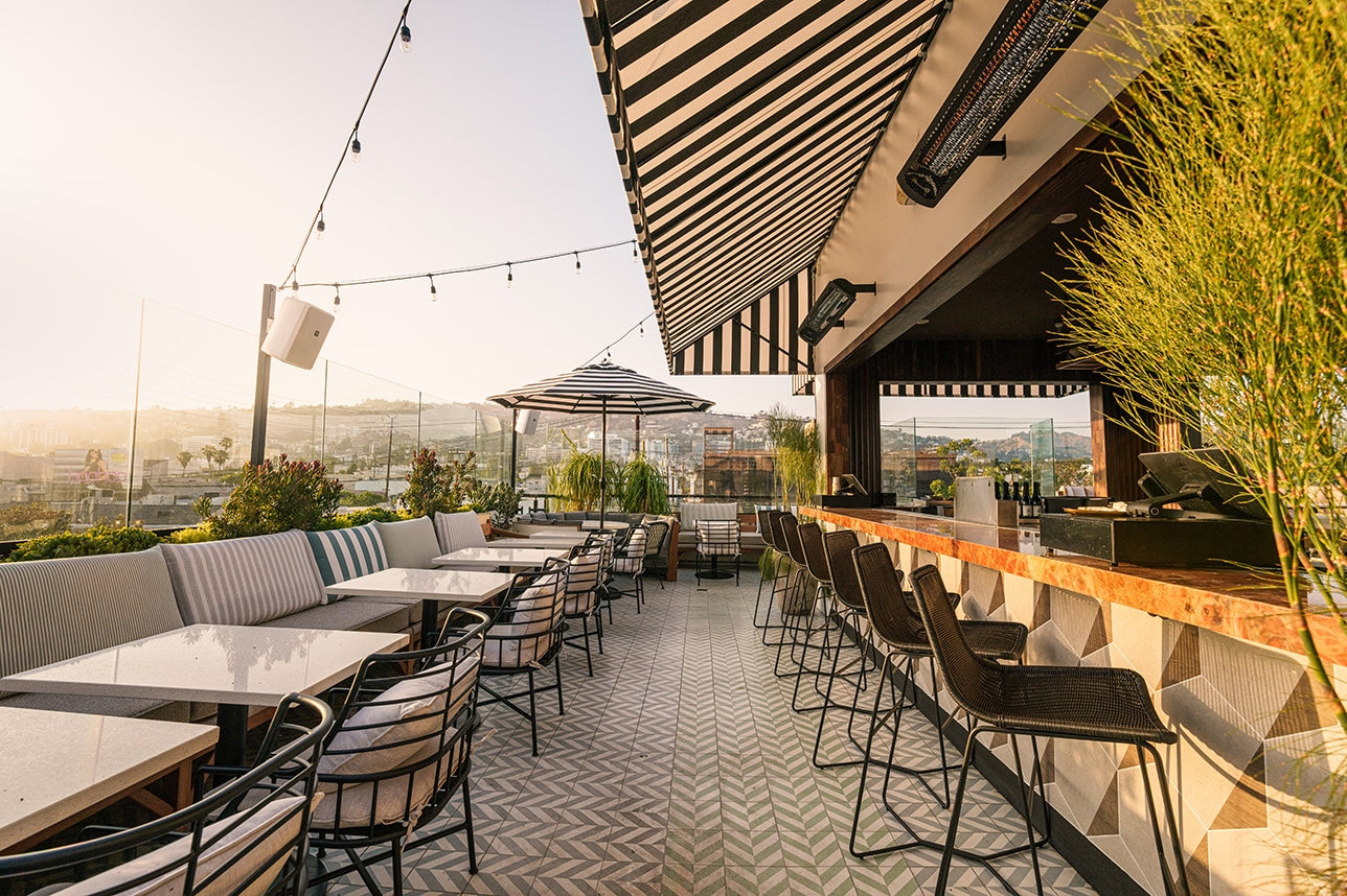 Bromic Heating Tungsten Smart-Heat 44" 2000 Watt 220-240V Black Electric Patio Heater